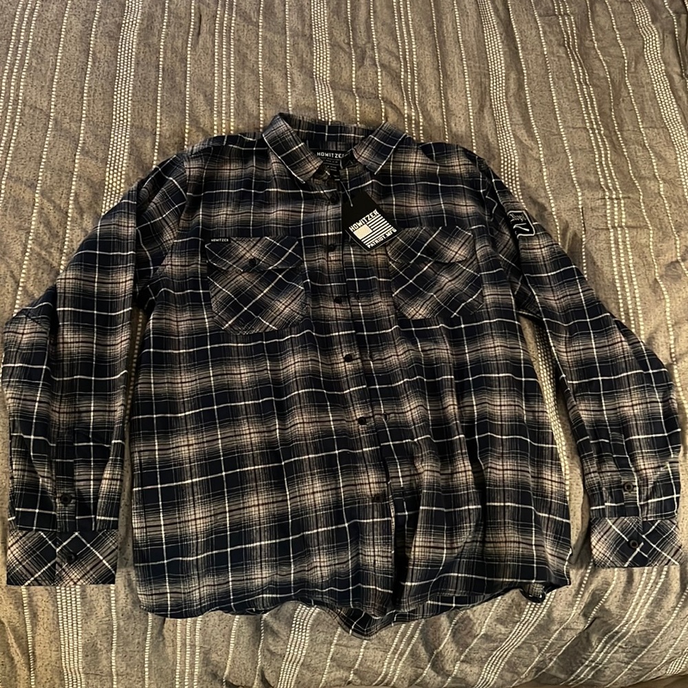 Howitzer, We The People, Flannel